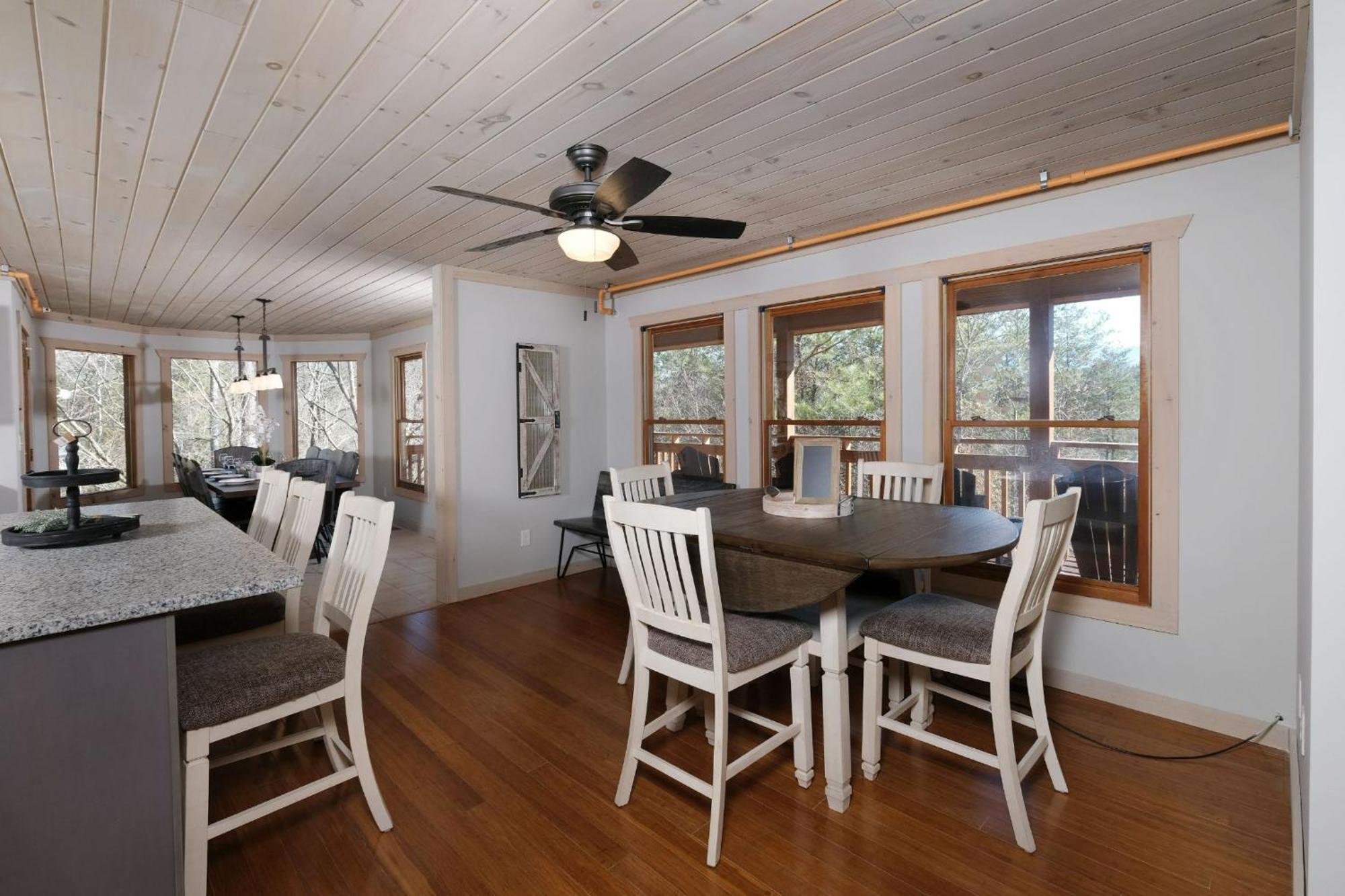 Rocky Top Lodge แกตลิงเบิร์ก ภายนอก รูปภาพ