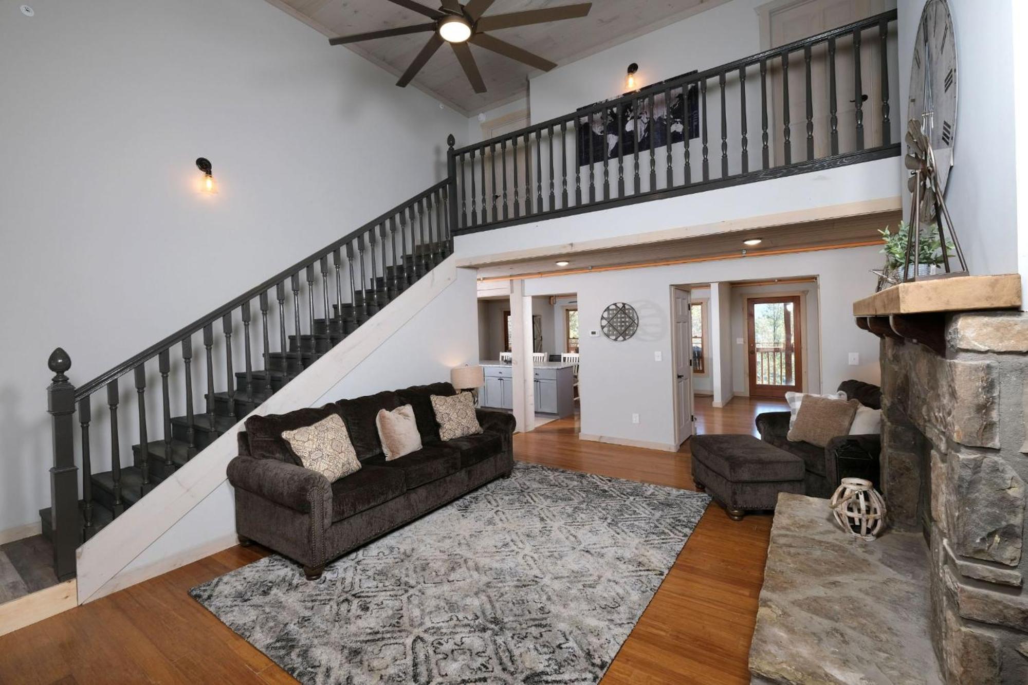 Rocky Top Lodge แกตลิงเบิร์ก ภายนอก รูปภาพ